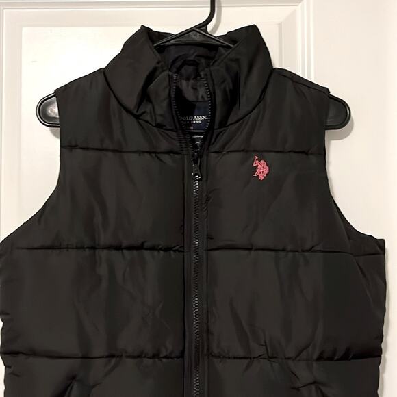 U.S. Polo Assn. Black Puffer Vest, NWOT - Picture 2 of 10